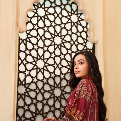 Traditional Lattice Window Dress