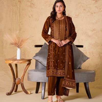Traditional Lahore Fashion Suit